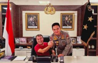 Cukong di Riau Dengan Santai Duduki Kursi Kapolda, Kok Bisa ?