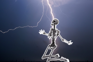 Tragis! Pria di Jambi Tewas Tersambar Petir Saat Membajak Sawah