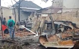 Diduga Milik Anggota Polisi Aktif, Penyebab Kebakaran Gudang BBM di Tenayan Raya Belum di Ungkap