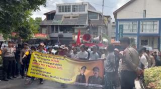 Unjukrasa PETIR Jilid 6: "Triliunan Hasil Sawit Indonesia Parkir di Singapura, Mereka di Indonesia Cuma Numpang Berak"