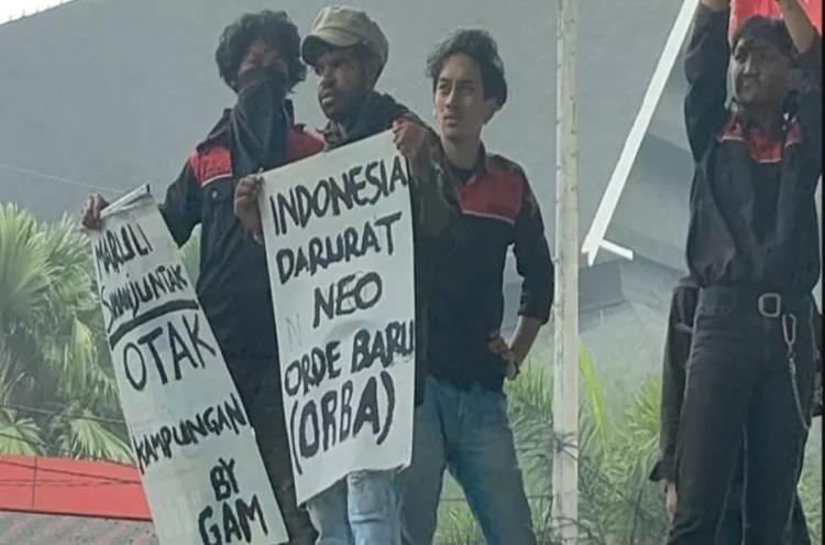 Aksi Mahasiswa di Makassar Tolak Revisi UU TNI, Berujung Kemacetan