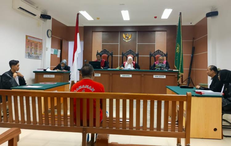 PH Terdakwa Moritius Umbu Bohongi Majelis Hakim PN Batam Dalam Persidangan 