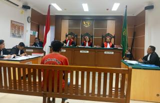 PN Batam Vonis Supir Rokok Ilegal, Bayu Putra Dengan Pidana Penjara Selama 2 Tahun   