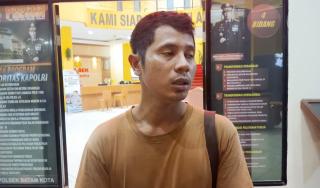 Dikeroyok Puluhan OTK Hingga Babak Belur, Korban Datangi Polsek Batam Desak Tangkap Pelaku 